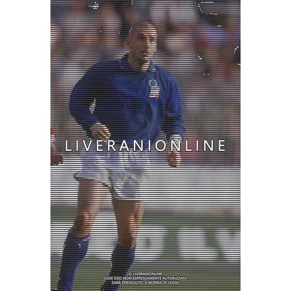 RETROSPETTIVA GIANLUCA VIALLI CALCIATORE NELLA FOTO CON LA MAGLIA DELLA NAZIONALE ITALIANA NELL\'ANNO 1993 FOTO DFP/ ARCHIVIO AGENZIA ALDO LIVERANI