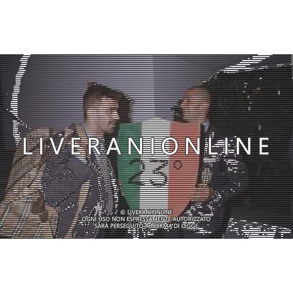 RETROSPETTIVA GIANLUCA VIALLI CALCIATORE NELLA FOTO ALLA FESTA PER LA VITTORIA DEL 23mo SCUDETTO DELLA JUVENTUS NELL\'ANNO 1994-1995 CON PORRINI SERGIO (JUVENTUS - PARMA MAGGIO1995) FOTO DFP/ ARCHIVIO AGENZIA ALDO LIVERANI