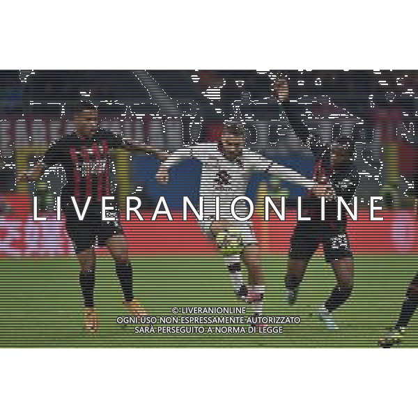 Nikola Vlasic (Torino) tra Aster Vranckx (Milan) e Pierre Kalulu (Milan) Milan vs Torino Milano 11-01-2023 Stadio Giuseppe Meazza San Siro Coppa Italia Frecciarossa - ottavi di finale foto Roberto Garavaglia/ag. Aldo Liverani sas / AGENZIA ALDO LIVERANI SAS