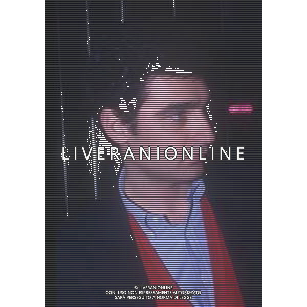 RETROSPETTIVA TIBERIO TIMPERI GIORNALISTA TELEVISIVO NELLA FOTO TIBERIO TIMPERI A MILANO REDAZIONE DI RETE QUATTRO AG ALDO LIVERANI SAS