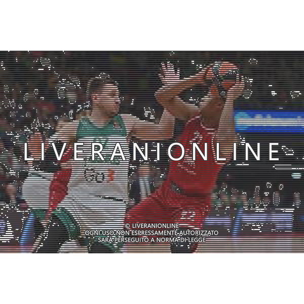 TVRG Edgaras Ulanovas (Zalgiris Kaunas) e Devon Hall (Olimpia Milano) EA7 Emporio Armani Milano vs Zalgiris Kaunas Assago (MI) 13-01-2023 Mediolanum Forum Turkish Airlines Euroleague 19a giornata regular season foto Roberto Garavaglia/ag. Aldo Liverani sas / AGENZIA ALDO LIVERANI SAS