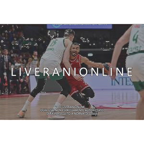 TVRG Laurynas Birutis (Zalgiris Kaunas) e Timothe Luwawu-Cabarrot (Olimpia Milano) EA7 Emporio Armani Milano vs Zalgiris Kaunas Assago (MI) 13-01-2023 Mediolanum Forum Turkish Airlines Euroleague 19a giornata regular season foto Roberto Garavaglia/ag. Aldo Liverani sas / AGENZIA ALDO LIVERANI SAS