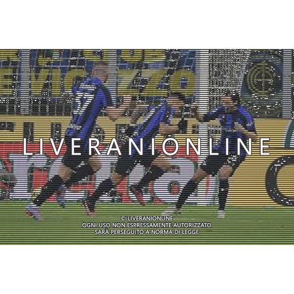 esultanza Inter dopo il gol dell\'1 a 0 Lautaro Martinez Inter vs Hellas Verona Milano 14-01-2023 Stadio Giuseppe Meazza - San Siro Campionato Serie A TIM - 18a giornata foto Roberto Garavaglia/ag. Aldo Liverani sas / AGENZIA ALDO LIVERANI SAS