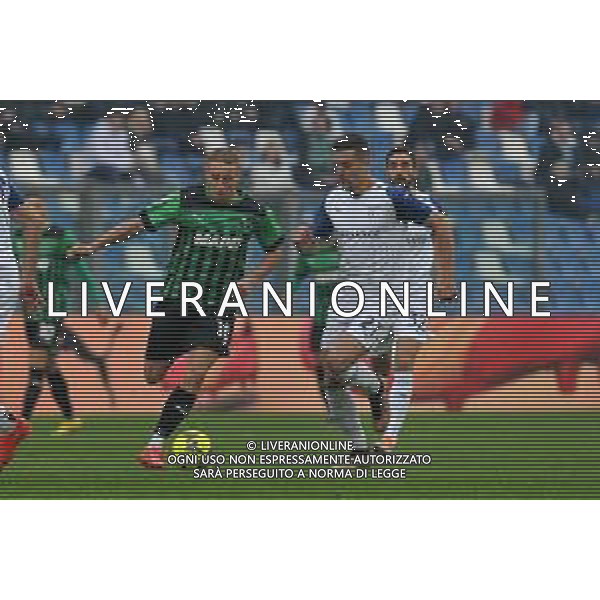 Sassuolo vs Lazio Campionato Serie A TIM - 18 Giornata Stadio Mapei - Reggio Emilia 15-01-2023 nella foto Frattesi e Sergej Milinkovic Savic ©Federico Gaetano / AGENZIA ALDO LIVERANI SAS