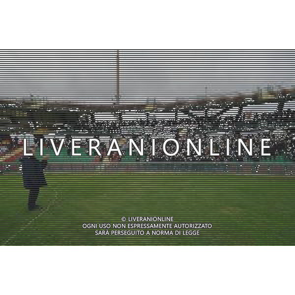 TERNANA - ASCOLI CAMPIONATO CALCIO SERIE B 15.01.2023 NELLA FOTO IL PRESIDENTE ASCOLI CARLO NERI IN CAMPO SI RIVOLGE AI TIFOSI ©PAGLIARICCI / AGENZIA ALDO LIVERANI SAS