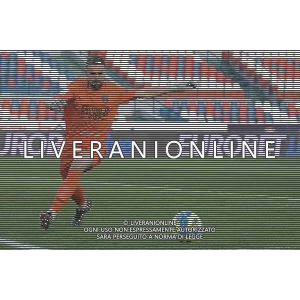 Cosenza, ITALY - JANUARY, 15: Alessandro Micai during the Serie B match between Cosenza and Benevento at Stadio San Vito-Marulla on January 15, 2023 in Cosenza FOTO ANDREA ROSITO-AG ALDO LIVERANI SAS