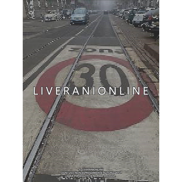 Zona 30 Riduzione del limite di velocita\' a 30 all’ora per le auto in citta\' a partire dal 2024 a Milano 16.01.2023 © AGENZIA ALDO LIVERANI SAS