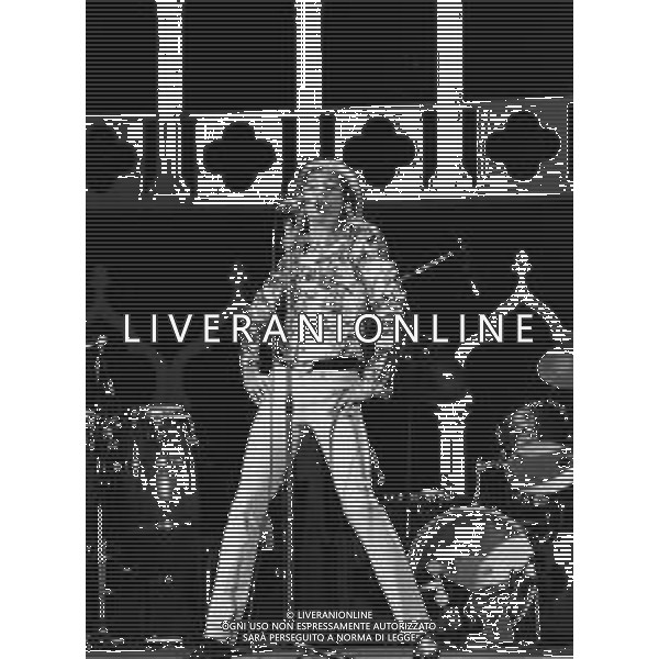 Sir Roderick David \' ROD \' STEWART cantautore britannico - RETROSPETTIVA NELLA FOTO A VENEZIA NELL\'ANNO 1976 AG ALDO LIVERANI SAS