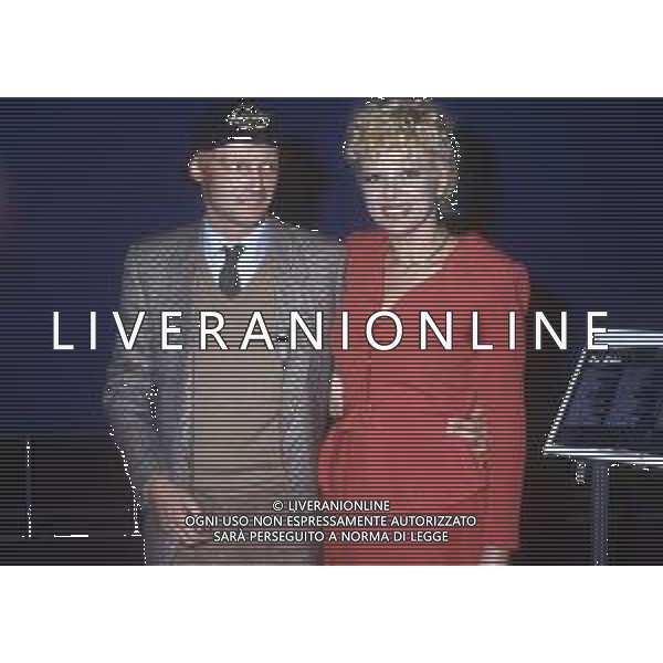 RETROSPETTIVA SANDRO MILO ATTRICE NELLA FOTO SANDRA MILO A MILANO NELL\'ANNO 1982 CON NIKI LAUDA AG ALDO LIVERANI SAS 