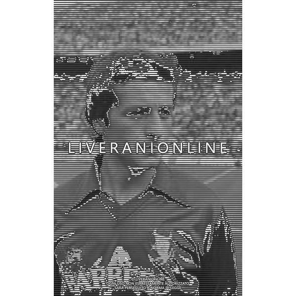 RETROSPETTIVA GIUSEPPE DOSSENA CALCIATORE NELLA FOTO CON LA MAGLIA DEL TORINO CALCIO NELL\'ANNO 1981-1982 AG ALDO LIVERANI SAS