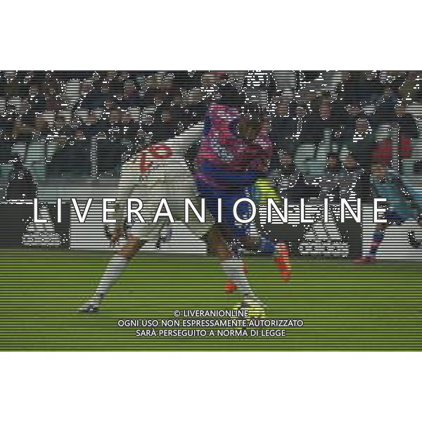 TVMV-Torino 19.01.2023 Allianz Stadium © Manuela Viganti/Agenzia Aldo Liverani Juventus vs Monza Coppa Italia Frecciarossa 2022/2023 Ottavi di Finale Nella foto: samuel iling junior e valentin antov ©Viganti / AGENZIA ALDO LIVERANI SAS