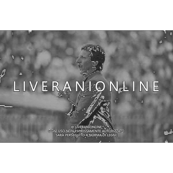 RETROSPETTIVA GIUSEPPE MATERAZZI ALLENATORE CALCIO NELLA FOTO GIUSEPPE MATERAZZI ALLENATORE DEL MESSINA NELL\'ANNO 1990-1991 AG ALDO LIVERANI SAS