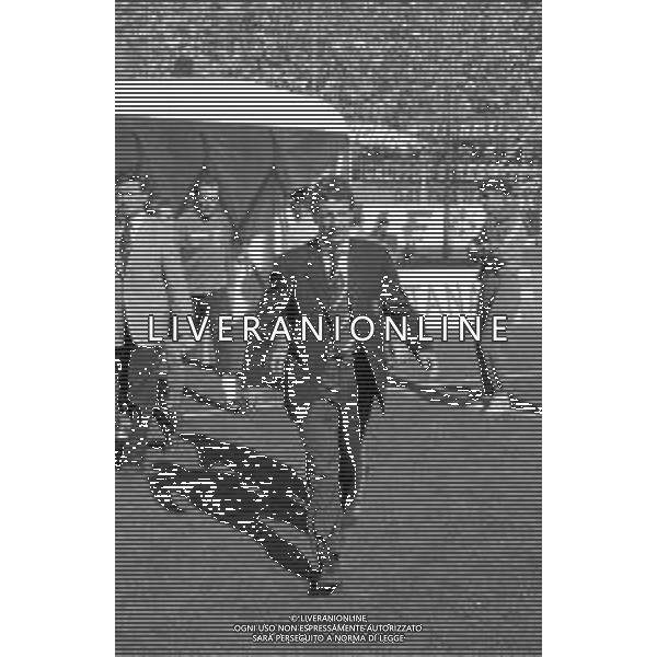 RETROSPETTIVA GIUSEPPE MATERAZZI ALLENATORE CALCIO NELLA FOTO GIUSEPPE MATERAZZI ALLENATORE DEL BARI NELL\'ANNO 1993-1994 AG ALDO LIVERANI SAS