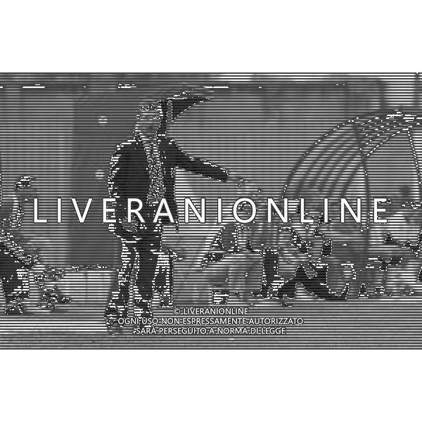 RETROSPETTIVA GIUSEPPE MATERAZZI ALLENATORE CALCIO NELLA FOTO GIUSEPPE MATERAZZI ALLENATORE DEL BARI NELL\'ANNO 1993-1994 AG ALDO LIVERANI SAS