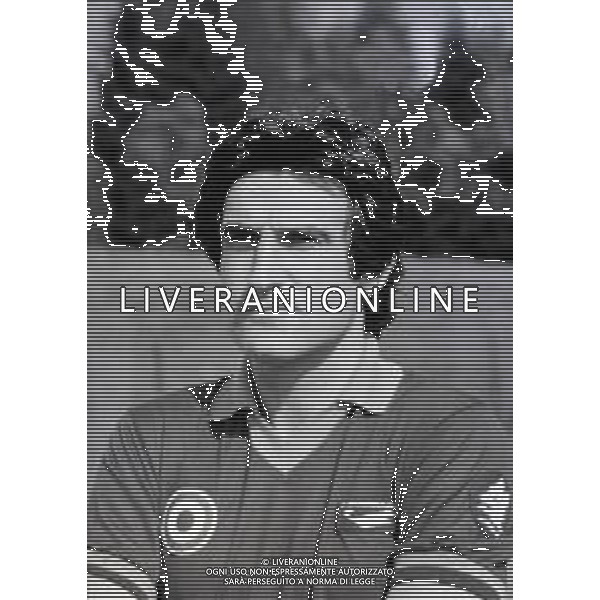 RETROSPETTIVA SERGIO SANTARINI CALCIATORE NELLA FOTO CON LA MAGLIA DELLA ROMA NELL\'ANNO 1980-1981 AG ALDO LIVERANI SAS