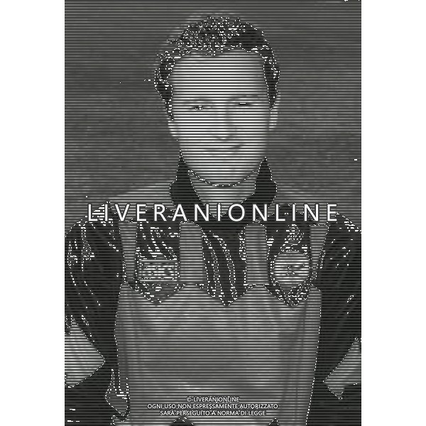 1992-1993 LECCE CALCIO PRIMI PIANI ROSA GIOCATORI NELLA FOTO BATTARA MASSIMO AG ALDO LIVERANI SAS