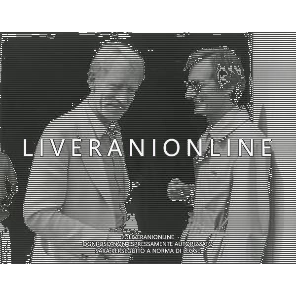 RETROSPETTIVA MAX VON SIDOW ATTORE NELLA FOTO MAX VON SIDOW A CANNES NELL\'ANNO 1982 CON CARLO LIZZANI FOTO ENRICO LIVERANI-AG ALDO LIVERANI SAS