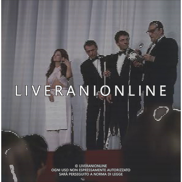 RETROSPETTIVA CLAUDIA CARDINALE ATTRICE Nella foto a Cannes nel 1969 con Yves Montand, Luchino Visconti e Jacques Martin ©Archivio Giovanni Liverani / AGENZIA ALDO LIVERANI SAS   