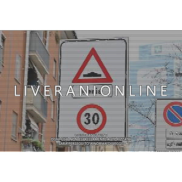 TVRG Zona 30 Milano Milano 26-01-2023 Zone della citta\' dove e\' presente il limite di velocita\' a 30 Km all\'ora, zona 30 foto Roberto Garavaglia/ag. Aldo Liverani sas / AGENZIA ALDO LIVERANI SAS   