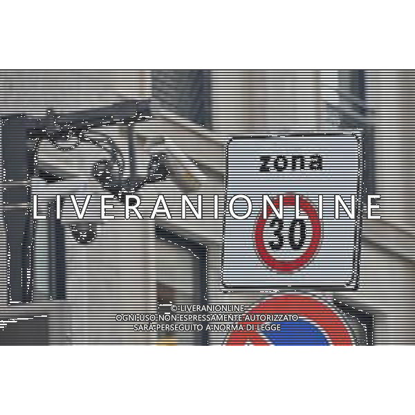 TVRG Zona 30 Milano Milano 26-01-2023 Zone della citta\' dove e\' presente il limite di velocita\' a 30 Km all\'ora, zona 30 foto Roberto Garavaglia/ag. Aldo Liverani sas / AGENZIA ALDO LIVERANI SAS   