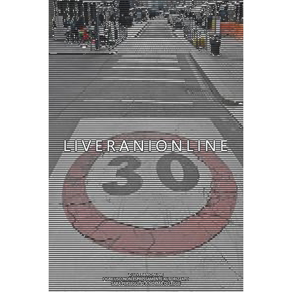TVRG Zona 30 Milano Milano 26-01-2023 Zone della citta\' dove e\' presente il limite di velocita\' a 30 Km all\'ora, zona 30 foto Roberto Garavaglia/ag. Aldo Liverani sas / AGENZIA ALDO LIVERANI SAS   