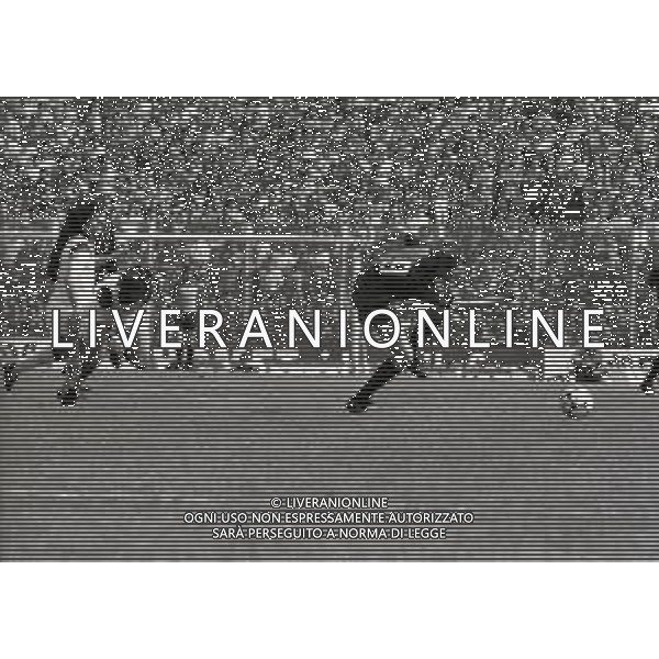 18-04-1982 GENOVA CAMPIONATO DI CALCIO SERIE A GENOA -MILAN 1-2 NELLA FOTO ROBERTO RUSSO AG ALDO LIVERANI SAS