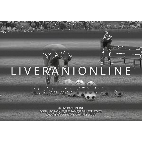 1979 MADONNA DI CAMPIGLIO ALLENAMENTO VERONA CALCIO RITIRO ESTIVO PRE CAMPIONATO NELLA FOTO FERNANDO VENERANDA ALLENATORE VERONA CALCIO AG ALDO LIVERANI SAS