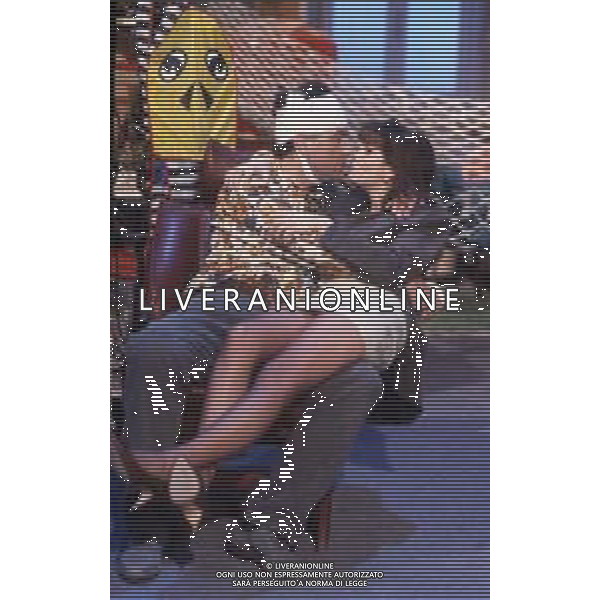 SERIE TELEVISIVA “ VICINI DI CASA“ 1991 NELLA FOTO GENE GNOCCHI E GABRIELLA GOLIA AG ALDO LIVERANI SAS