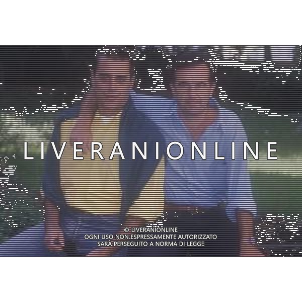 RETROOSPETTIVA GENE GNOCCHI ATTORE NELLA FOTO GENE GNOCCHI CON TEO TEOCOLI A MILANO NELL\'ANNO 1996 AG ALDO LIVERANI SAS 