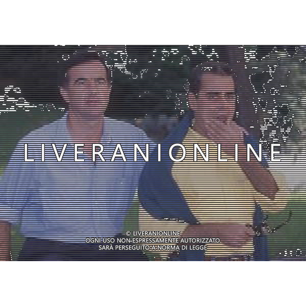 RETROOSPETTIVA GENE GNOCCHI ATTORE NELLA FOTO GENE GNOCCHI CON TEO TEOCOLI A MILANO NELL\'ANNO 1996 AG ALDO LIVERANI SAS 