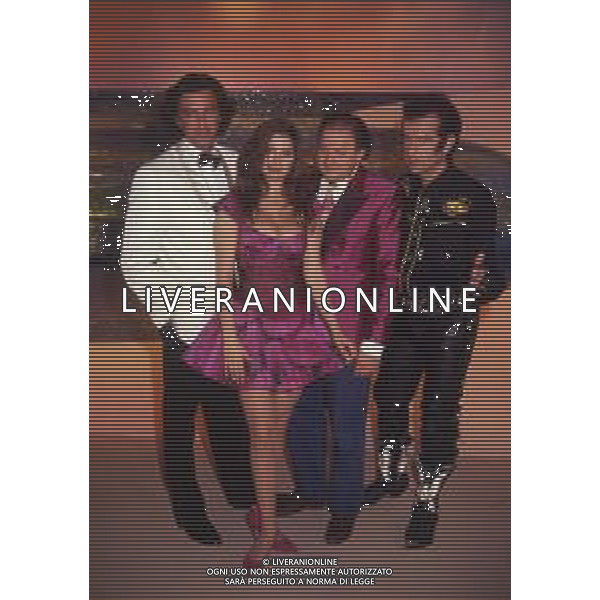 RETROSPETTIVA GENE GNOCCHI ATTORE E COMICO NELLA FOTO GENE GNOCCHI NELL\'ANNO 1991 NELLA TRASMISSIONE TELEVISIVA “SAPORE DI SALE“ CON MASSIMO BOLDI LUCA BARBARESCHI E DEBORA CAPRIOGLIO AG ALDO LIVERANI SAS 