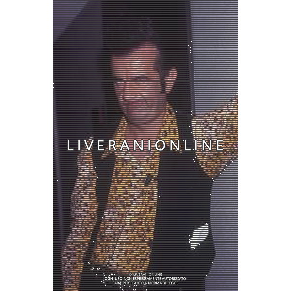 RETROSPETTIVA GENE GNOCCHI ATTORE E COMICO NELLA FOTO GENE GNOCCHI NELL\'ANNO 1991 NELLA TRASMISSIONE TELEVISIVA “SAPORE DI SALE“ AG ALDO LIVERANI SAS 