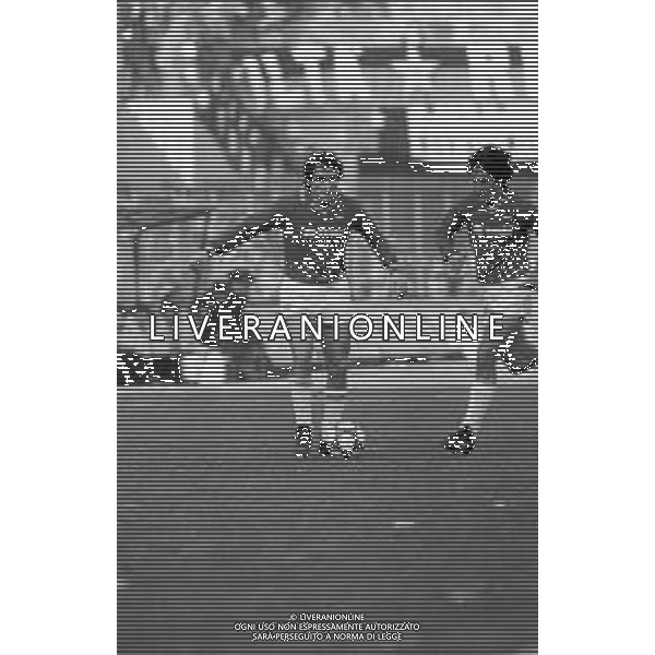 NEG-RETROSPETTIVA FRANCO COLOMBA CALCIATORE NELLA FOTO CON LA MAGLIA DELL\'AVVELLINO CALCIO NELL\'ANNO 1983-1984 AGENZIA ALDO LIVERANI SAS