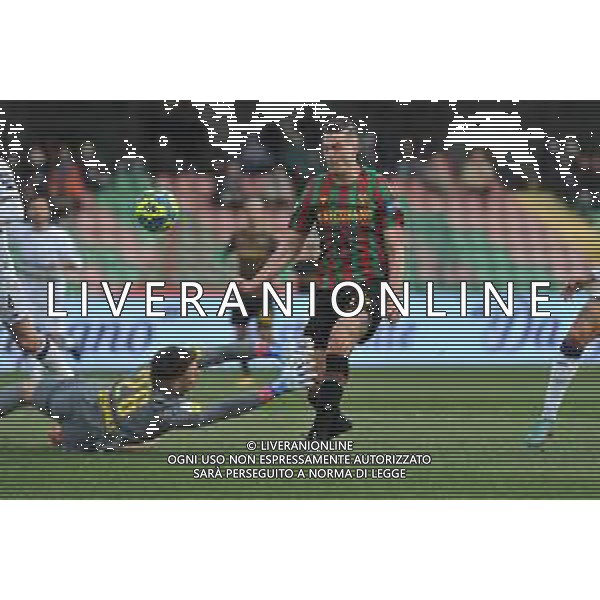 Ternana vs Modena Campionato Serie B - 22 Giornata - Stadio Liberati - Terni 28-01-2023 nella foto andrea Favilli supera Gagno ©Federico Gaetano / AGENZIA ALDO LIVERANI SAS