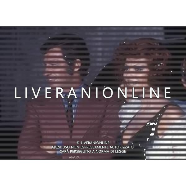 RETROSPETTIVA CLAUDIA CARDINALE ATTRICE NELLA FOTO CON JEAN PAUL BELMONDO AL FESTIVAL DI CANNES NELL\'ANNO 1972 ©Archivio Giovanni Liverani / AGENZIA ALDO LIVERANI SAS