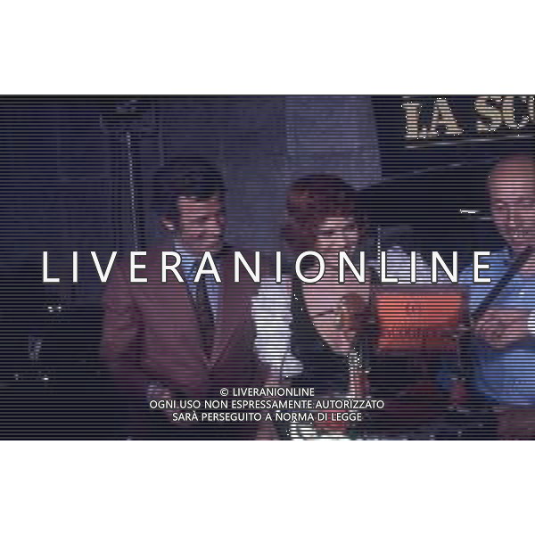 RETROSPETTIVA CLAUDIA CARDINALE ATTRICE NELLA FOTO CON JEAN PAUL BELMONDO AL FESTIVAL DI CANNES NELL\'ANNO 1972 ©Archivio Giovanni Liverani / AGENZIA ALDO LIVERANI SAS