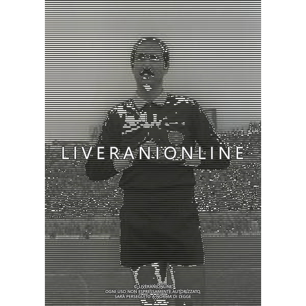 16-11-1980 VICENZA-CAMPIONATO DI CALCIO SERIE B VICENZA-VERONA 0-0 NELLA FOTO ARBITRO FERNANDO TRANI AG ALDO LIVERANI SAS