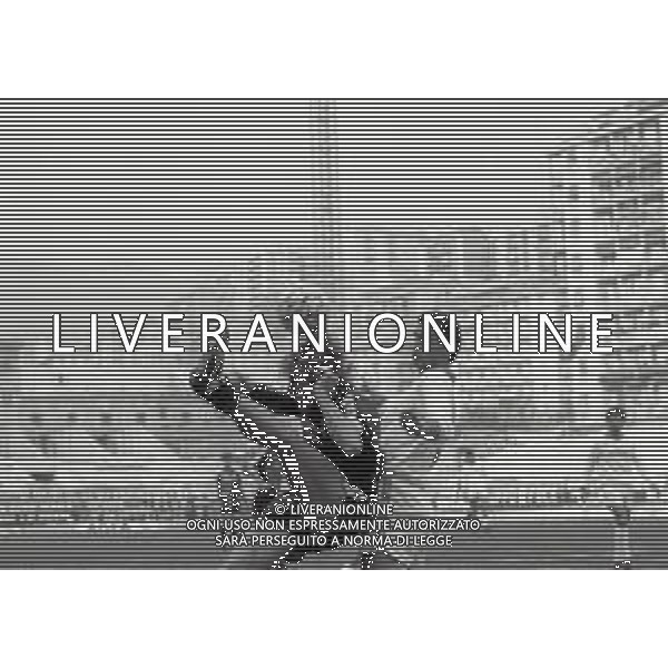 12-02-1989 GENOVA CAMPIONATO DI CALCIO SERIE B GENOA-ANCONA 1-1 NELLA FOTO DAVIDE FONTOLAN AG ALDO LIVERANI SAS