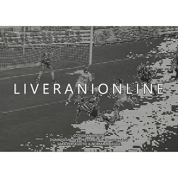 29-08-1993 MILANO CAMPIONATO DI CALCIO SERIE A INTER-REGGIANA 2-1 NELLA FOTO AZIONE FRANCESCO DELL\'ANNO AG ALDO LIVERANI SAS