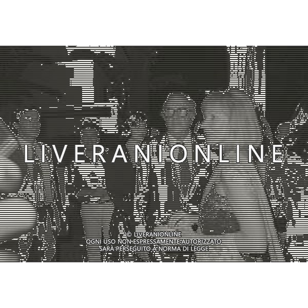 RETROSPETTIVA FEDERICO FELLINI REGISTA NELLA FOTO FEDERICO FELLINI A VENEZIA NELL\'ANNO 1983 AG ALDO LIVERANI SAS 