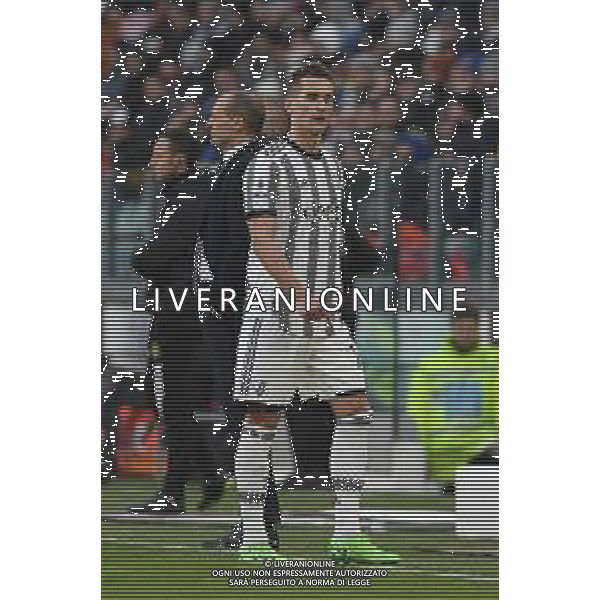 Torino 29.01.2023 Allianz Stadium ©Manuela Viganti/Agenzia Aldo Liverani Juventus vs Monza Campionato Calcio Serie A TIM 2022/2023 20a giornata Nella foto: arkadiusz milik lascia il campo infortunato ©VIGANTI / AGENZIA ALDO LIVERANI SAS