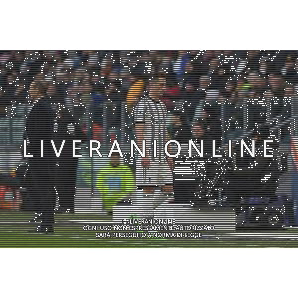 Torino 29.01.2023 Allianz Stadium ©Manuela Viganti/Agenzia Aldo Liverani Juventus vs Monza Campionato Calcio Serie A TIM 2022/2023 20a giornata Nella foto: atkadiusz milik esce dal campo infortunato ©VIGANTI / AGENZIA ALDO LIVERANI SAS