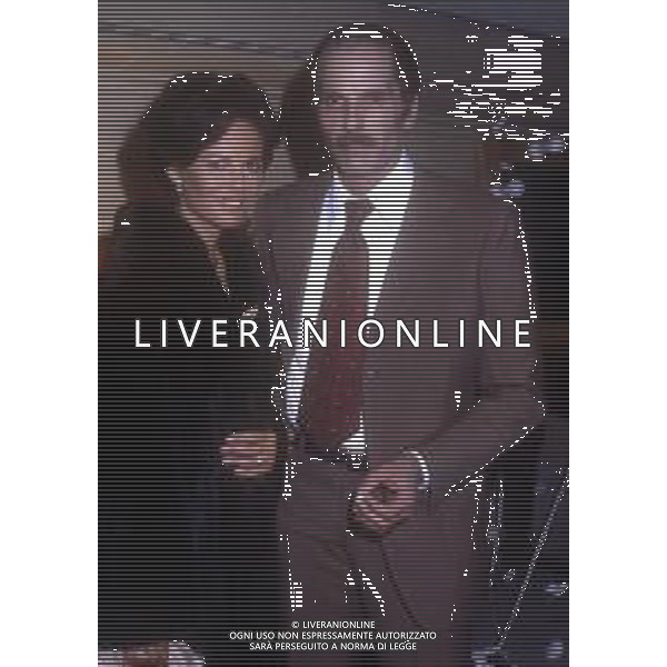 RETROSPETTIVA CLAUDIA CARDINALE ATTRICE NELLA FOTO CON GIULIANO GEMMA DURANTE UNA PAUSA DELLE RIPRESE DEL FILM \'CORLEONE\' NELL\'ANNO 1978 AG ALDO LIVERANI SAS