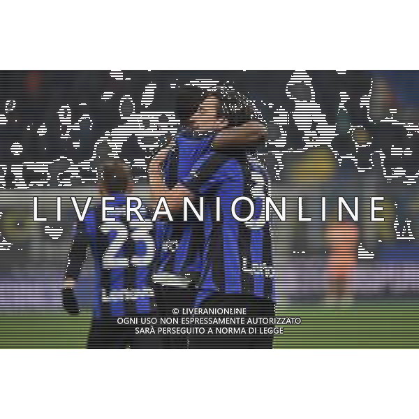 Denzel Dumfries (Inter) e Matteo Darmian (Inter) esultano dopo il gol dell\'1 a 0 Inter vs Atalanta Milano 31-01-2023 Stadio Giuseppe Meazza San Siro Coppa Italia Frecciarossa - quarti di finale foto Roberto Garavaglia/ag. Aldo Liverani sas / AGENZIA ALDO LIVERANI SAS