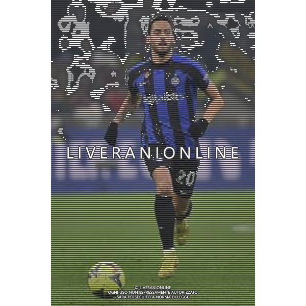 Hakan Calhanoglu (Inter) Inter vs Atalanta Milano 31-01-2023 Stadio Giuseppe Meazza San Siro Coppa Italia Frecciarossa - quarti di finale foto Roberto Garavaglia/ag. Aldo Liverani sas / AGENZIA ALDO LIVERANI SAS