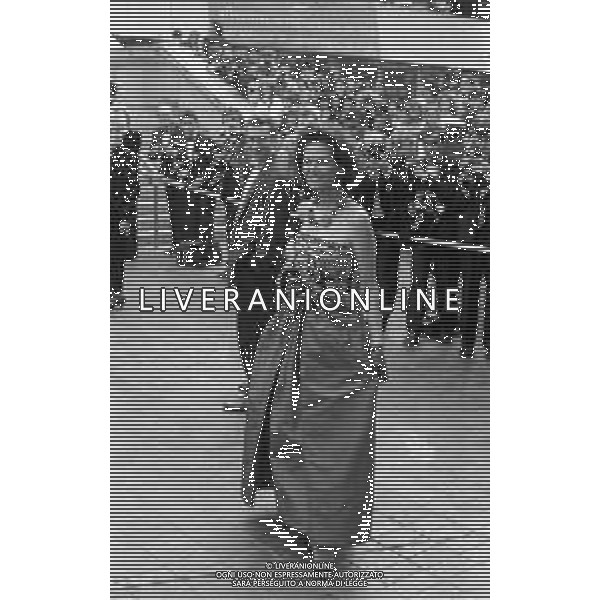 RETROSPETTIVA CLAUDIA CARDINALE ATTRICE NELLA FOTO AL FESTIVAL DI CANNES NEL 1988 AG ALDO LIVERANI SAS