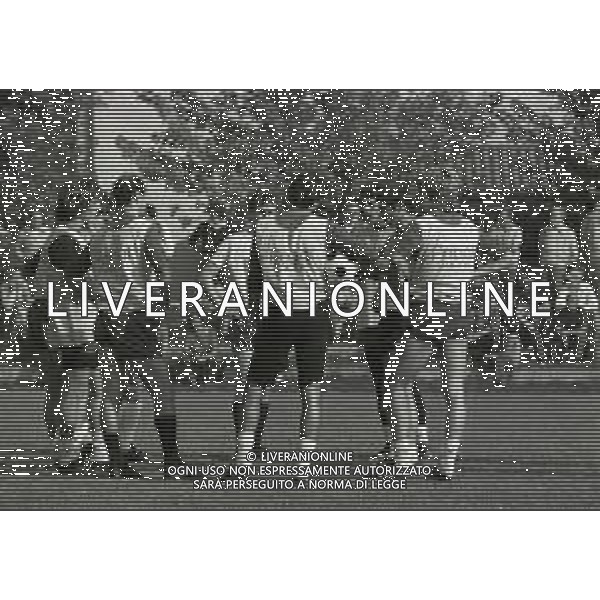 1981 ALLENAMENTO BOLOGNA CALCIO NELLA FOTO TARCISIO BURGNICH ALLENATORE BOLOGNA CALCIO AG ALDO LIVERANI SAS