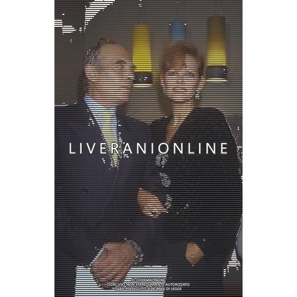 RETROSPETTIVA CLAUDIA CARDINALE ATTRICE NELLA FOTO CON IL MARITO PASQUALE SQUITIERI A MILANO IL 4 NOVEMBRE 1986 ARCHIVIO AG ALDO LIVERANI SAS