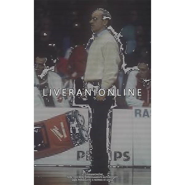 RETROSPETTIVA DAN PETERSON ALLENATORE BASKET NELLA FOTO DAN PETERSON IL 26-02-1987 NELLA PARTITA DI BASKET CONTRO ZALGIRIS AG ALDO LIVERANI SAS 