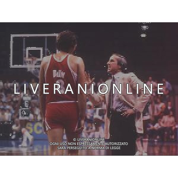 RETROSPETTIVA DAN PETERSON ALLENATORE BASKET NELLA FOTO DAN PETERSON ALLENATORE BILLY MILANO NELL\'ANNO 1979 AG ALDO LIVERANI SAS
